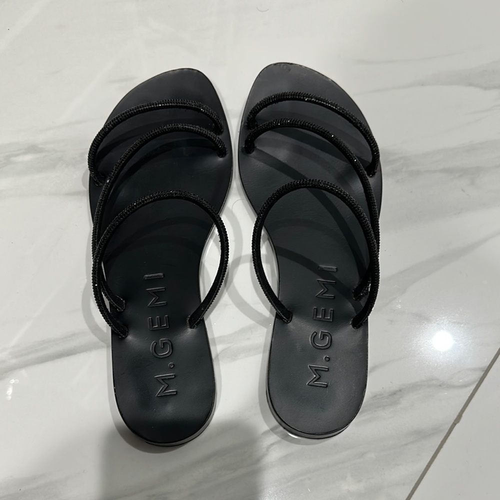 M. Gemi Black Sandals Sleek Minimalist Design